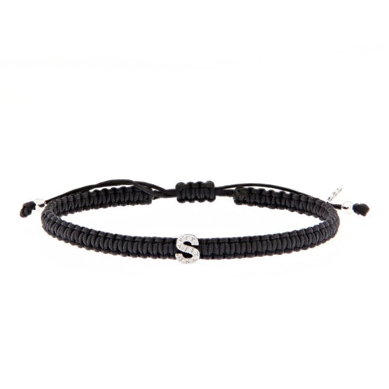 Pulsera macramé negro Letra S con brillantes
